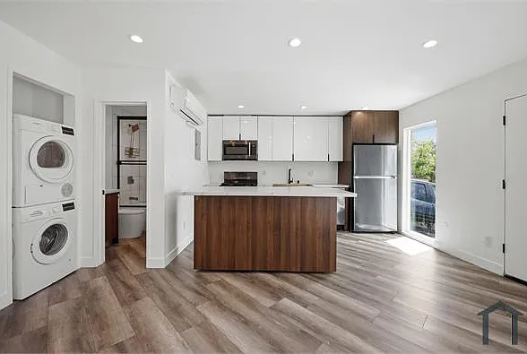 6307 Elgin St — Photo 8