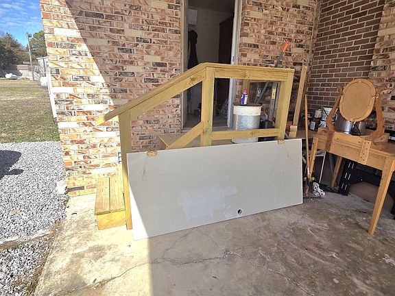 3rd image of 7102 Luber Rd