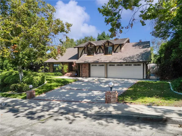 808 S Easthills Dr, West Covina, CA 91791