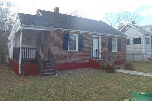 1st image of 1056 Hunt Ave NW