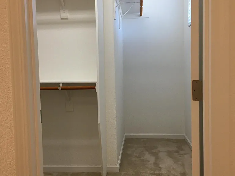 1826 Golden Willow Ave — Photo 18
