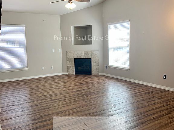4th image of 6679 Bethesda Point #B