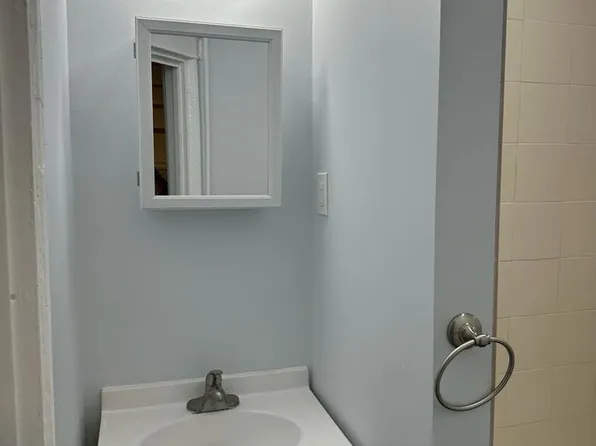 31 Gray Street image 13 of 15