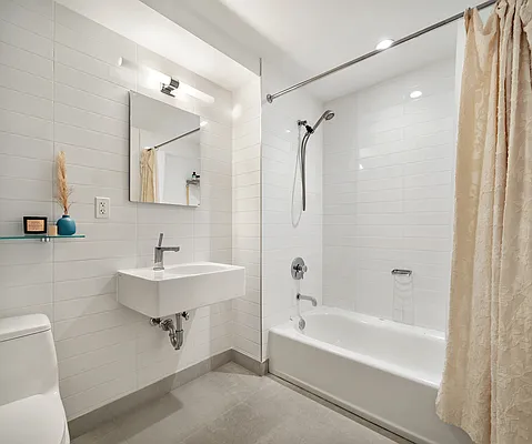 Sold by Compass | media 6