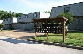 3rd image of 1100 Holik Dr #A-d