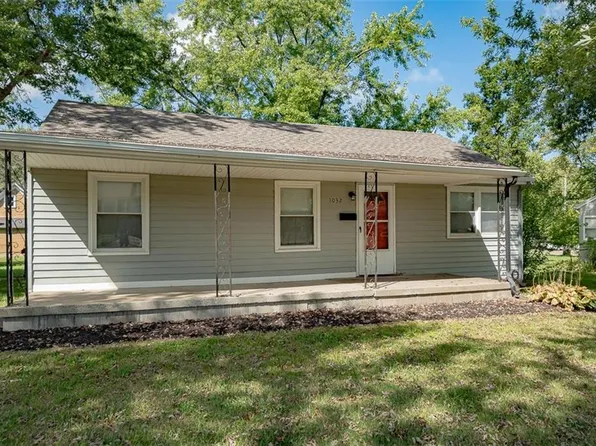 1032 N Sycamore St, Ottawa, KS 66067