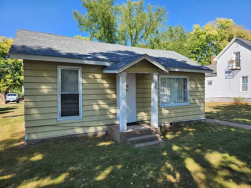528 Niagara St Photo 1