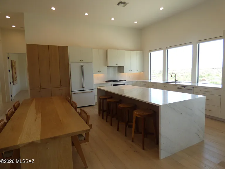 5721 E Paseo Cocospera — Photo 11