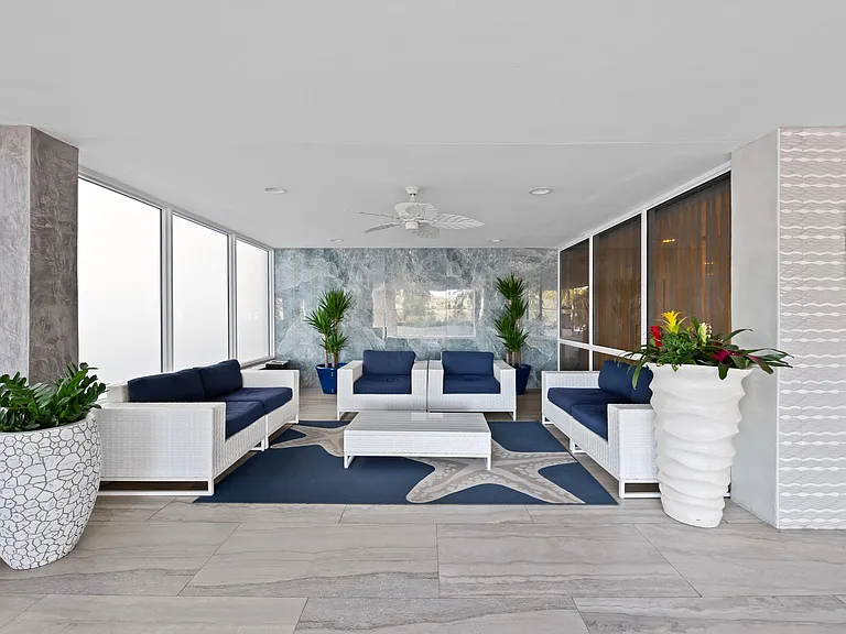 3850 Galt Ocean Dr #901 — Photo 2