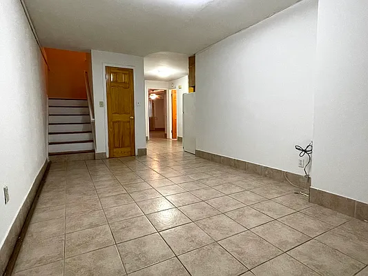 Rented by Amorelli Realty | media 25