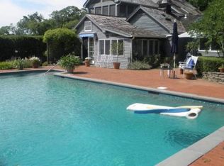 40 S Howells Point Rd, Bellport, NY 11713