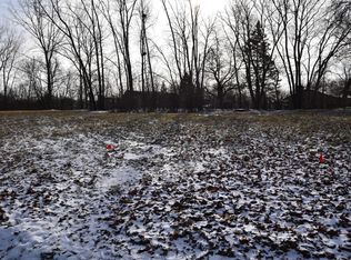 3205 Foxpoint Rd, Burnsville, MN 55337