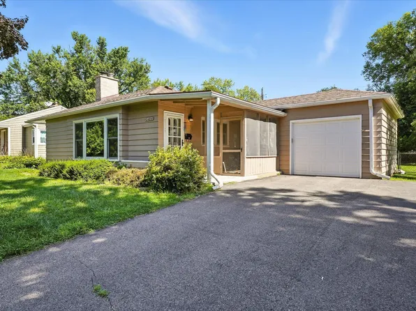 2424 Byrd Ave N, Golden Valley, MN 55422