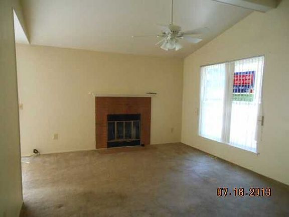 3rd image of 2038 Hidden Meadows Dr Unit A