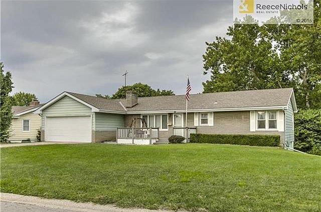 Welcome to 100 NW 67th Terrace!