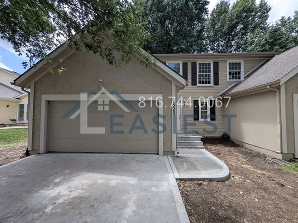 1523 E 123rd Ter, Olathe, KS 66061