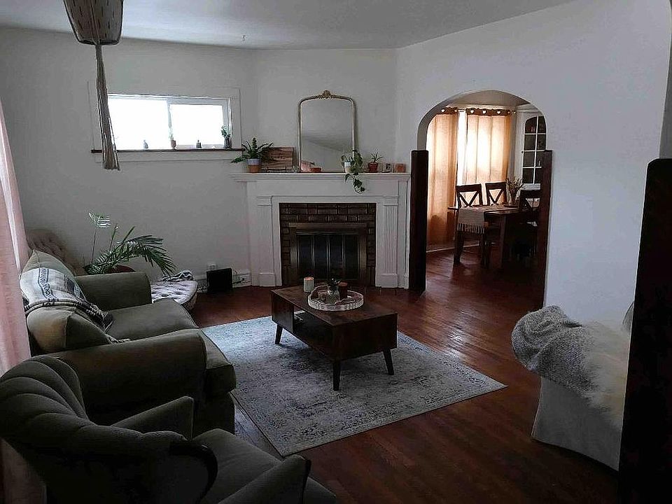 1st image of 1586 Lakeland Ave