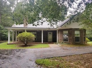 297 Highway 8 E, Calhoun City, MS 38916