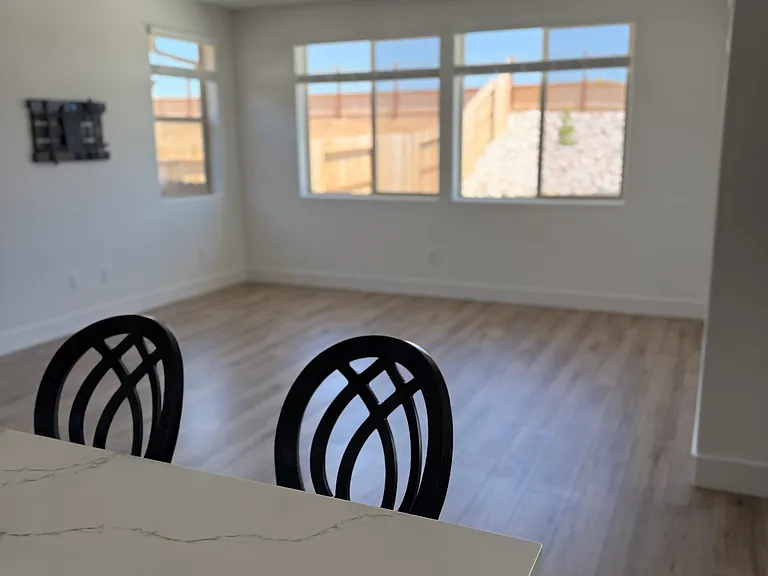 461 Solaris Ln — Photo 7