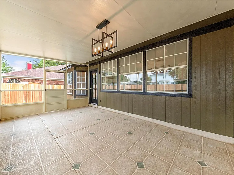 412 Tamara Dr — Photo 30