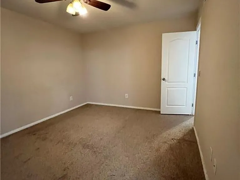 9325 W Desert Inn Rd #206 — Photo 12