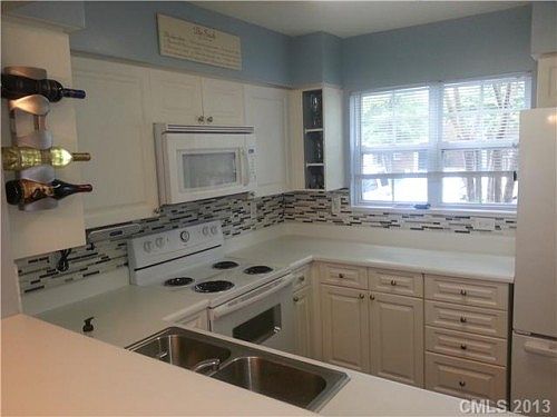 2nd image of 3668 Melrose Cottage Dr