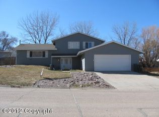 11 Independence Dr, Gillette, WY 82716