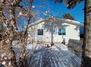 6318 Horn St, Red Deer, AB T4N5M5