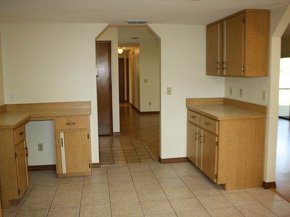 4th image of 2920 Willow Oak Dr