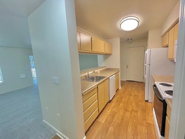 Aspen Highlands Apartments — Photo 35