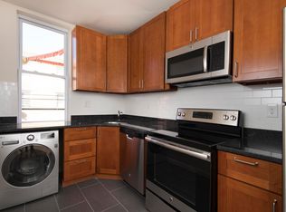 1400 S 15th St #B, Philadelphia, PA 19146