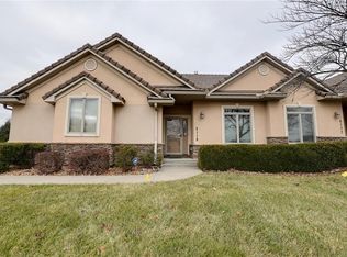 4118 NE Chapel Manor Ct, Lees Summit, MO 64064