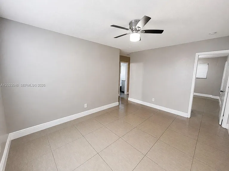 811 NW 6th Ave #4 — Photo 7