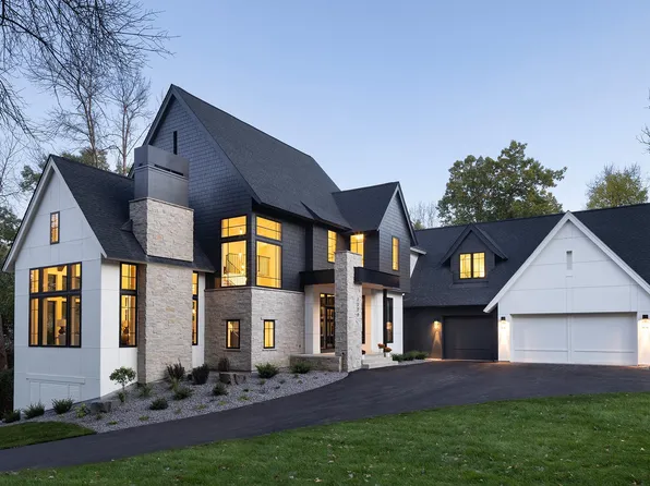 2326 Oakland Rd, Minnetonka, MN 55305
