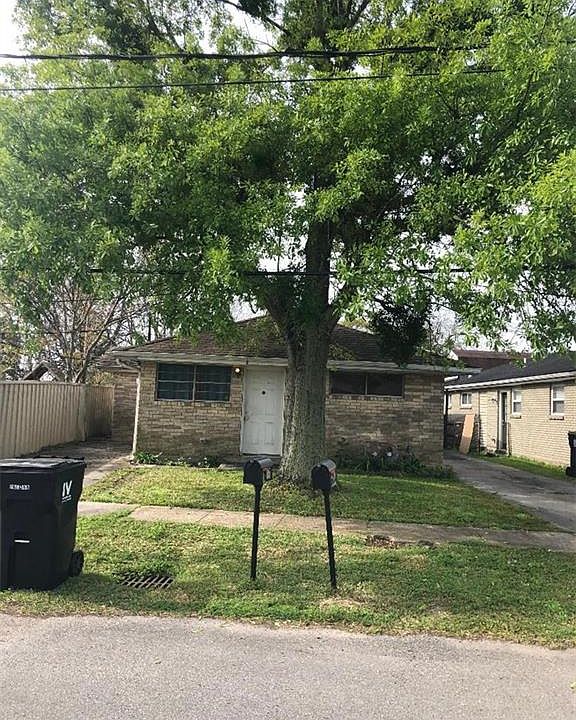 1st image of 804-06 Lyndell Ct
