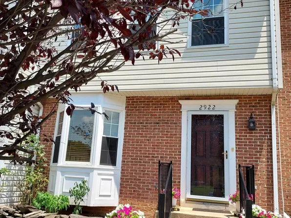 2922 Buckthorn Ct, Lanham, MD 20706