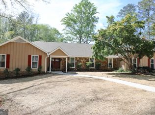 1017 Bruce Jackson Rd, Newnan, GA