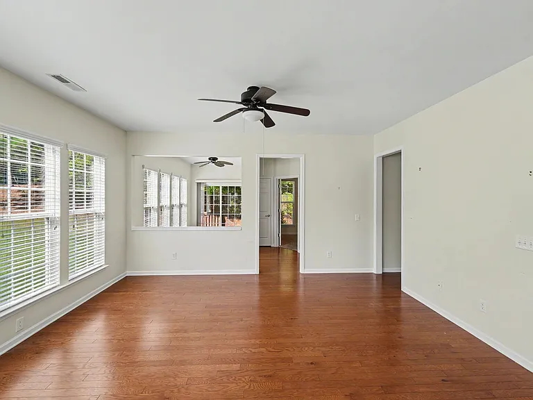 9009 Smokey Hill Ln — Photo 9