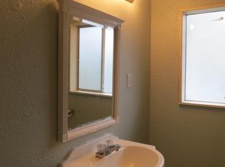 102 N Academy St, Montesano, WA 98563