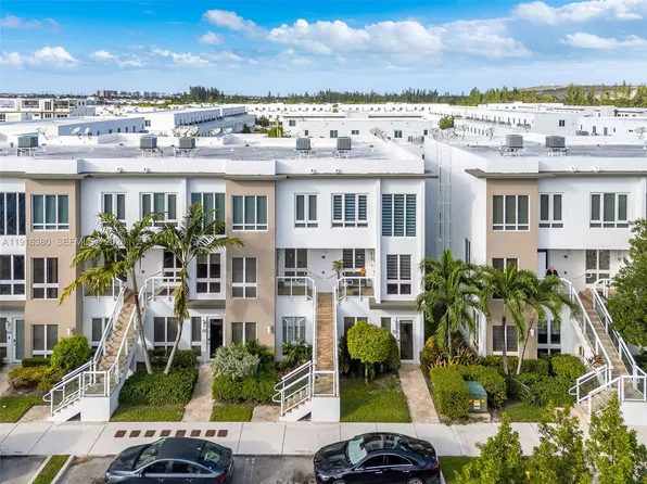 10305 NW 63rd Ter APT 105, Doral, FL 33178