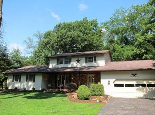 371 Dorrence Rd, Granville, OH 43023