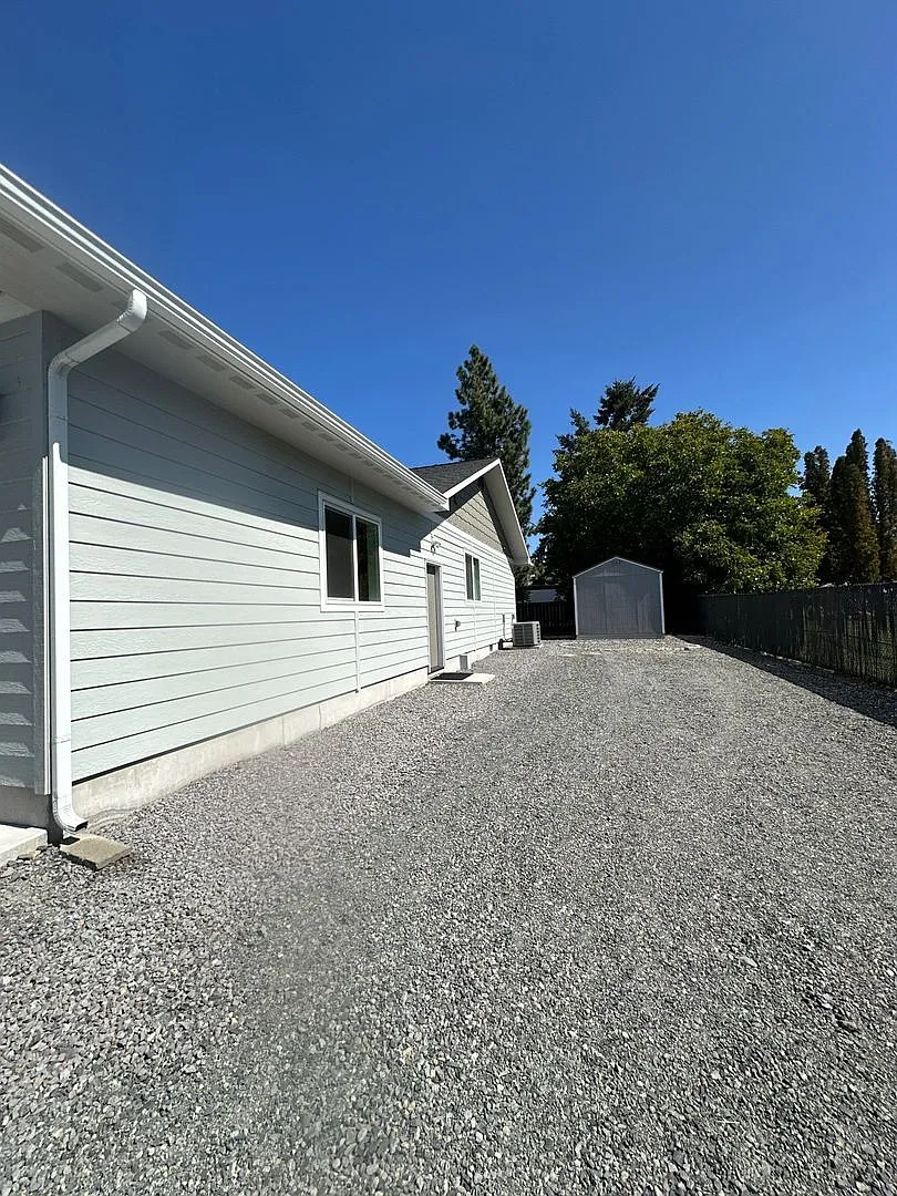 3619 Boulder Ln — Photo 3