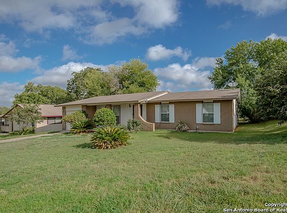 2nd image of 407 Scotty Dr