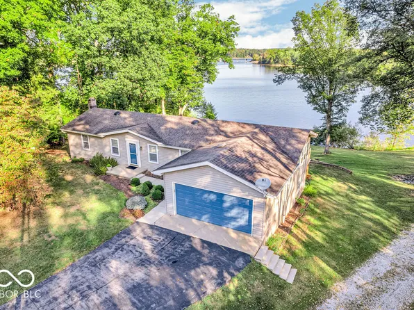 1058 S Turnbow Dr, Rockville, IN 47872