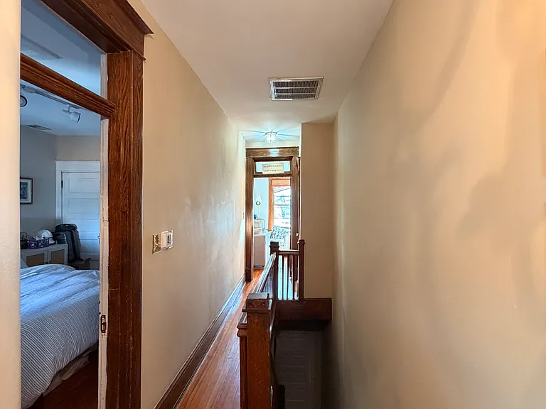 1407 King St #3 — Photo 12