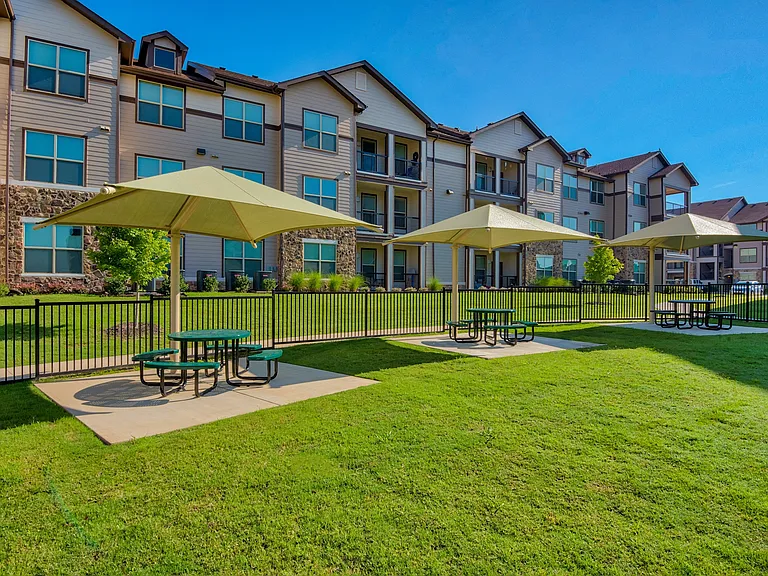 A beautiful apartment community in Bentonville, Arkansas filled with luxury, convenience, & entertainment at your finger tips.