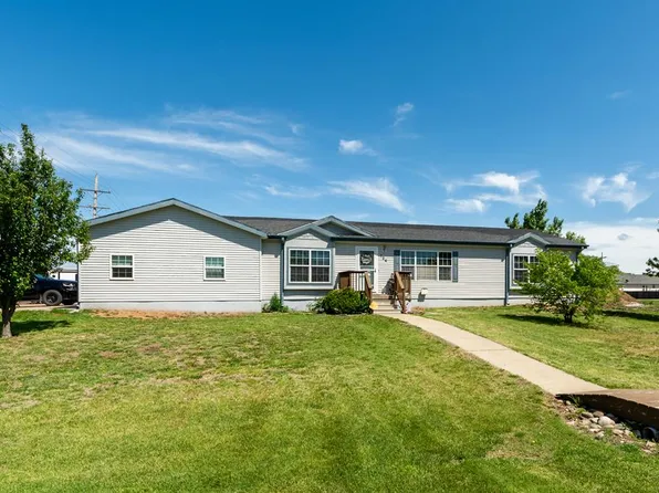 724 N Lincoln St, Bennington, KS 67422