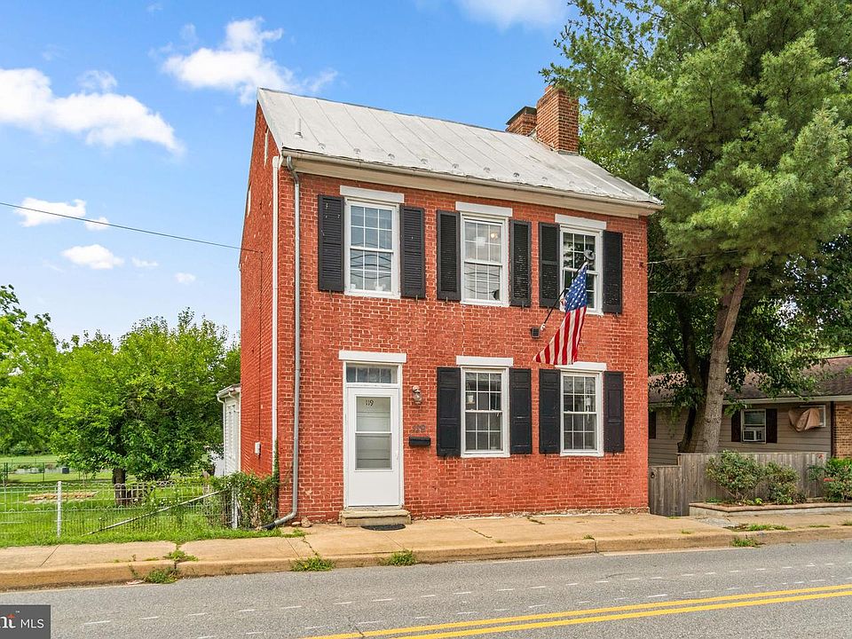 1st image of 119 Potomac St