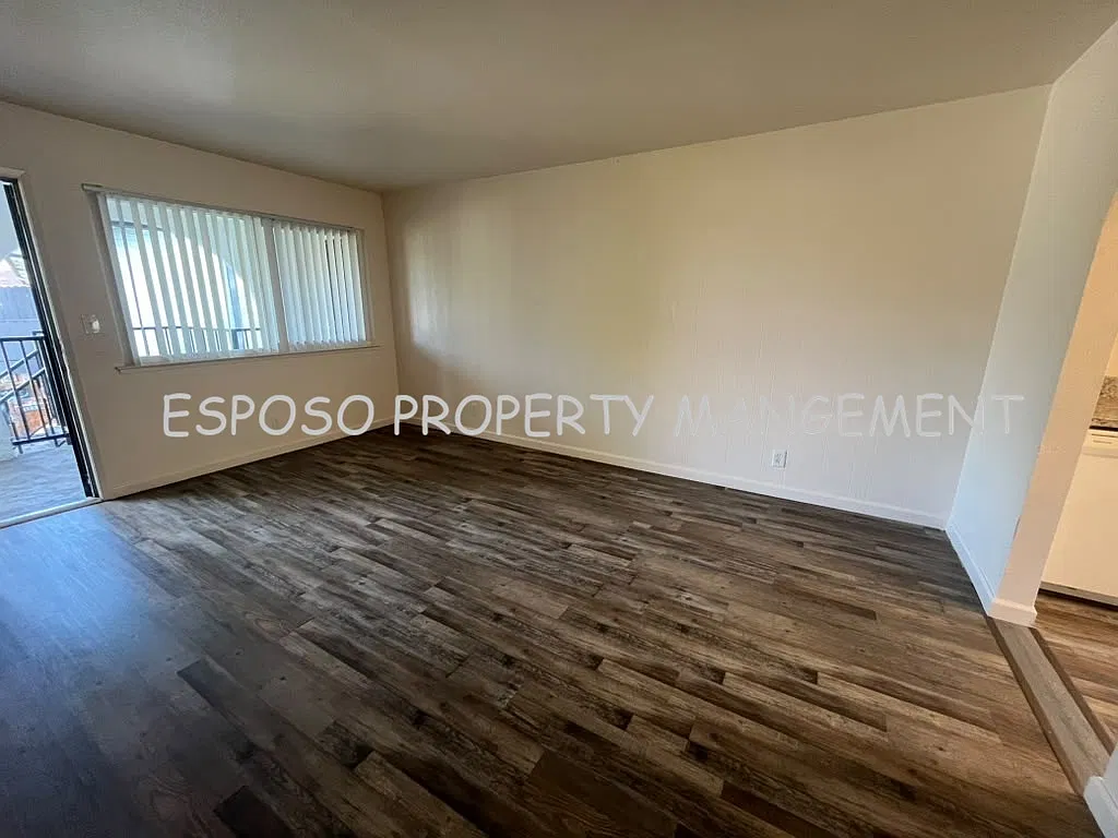 5157-5171 E. Hedges Ave - 5157-202 — Photo 2