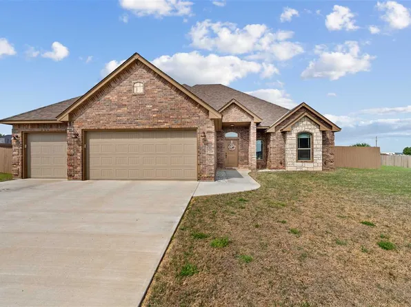 11945 Happy Hollow Rd, Elgin, OK 73538